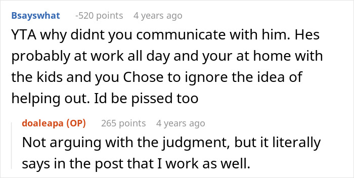 Reddit conversation showing a woman upset her husband assumed she planned Thanksgiving, highlighting communication issues. Reddit conversation showing a woman upset her husband assumed she planned Thanksgiving, highlighting communication issues.