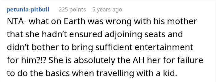 Screenshot of a Reddit comment discussing a teen refusing to entertain a stranger’s kid on a 15-hour flight. Screenshot of a Reddit comment discussing a teen refusing to entertain a stranger’s kid on a 15-hour flight.