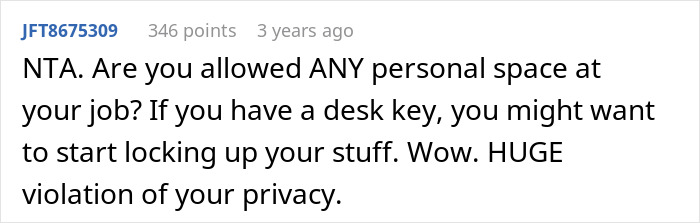 Comment on a forum discussing a coworker snooping in a woman's purse, highlighting privacy violation advice. Comment on a forum discussing a coworker snooping in a woman's purse, highlighting privacy violation advice.