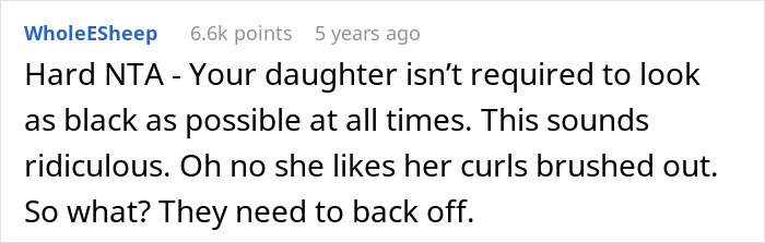 Comment from user WholeESheep defending mom after criticism about brushing biracial daughter’s curls amid whitewashing debate. Comment from user WholeESheep defending mom after criticism about brushing biracial daughter’s curls amid whitewashing debate.