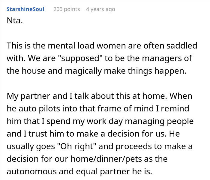 Text post discussing a woman upset because her husband assumed she planned Thanksgiving though she never did. Text post discussing a woman upset because her husband assumed she planned Thanksgiving though she never did.