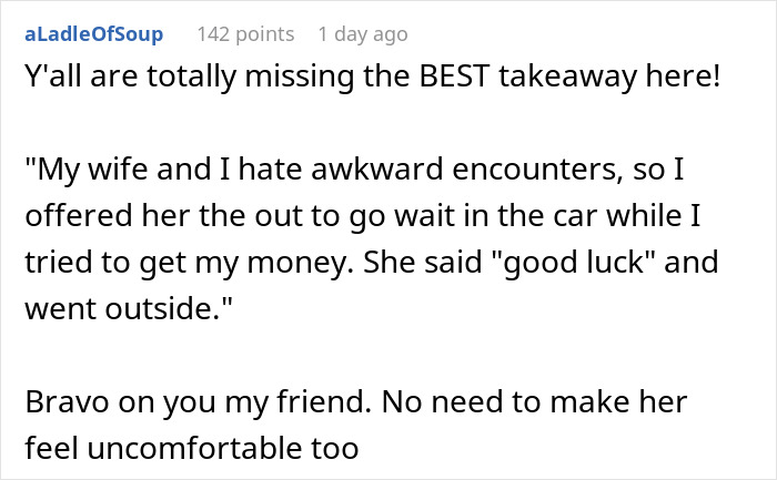 Comment discussing awkward encounter as waiter assumed 40 change was tip in a casual online forum post. Comment discussing awkward encounter as waiter assumed 40 change was tip in a casual online forum post.