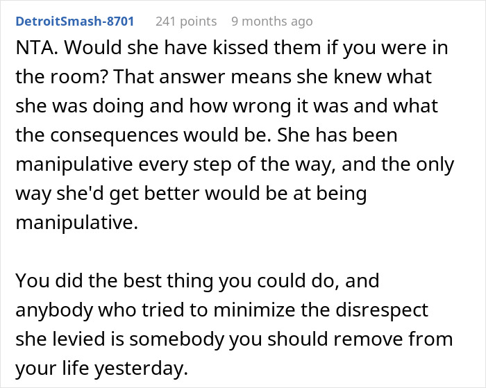 Alt text: Online comment discussing manipulation after lady kisses another man and family backlash over divorce decision.