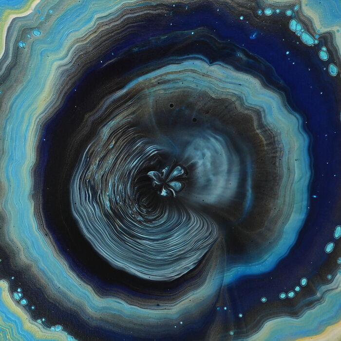 Pouring Paint Over A Spring: Here Are My Fun And Unexpected Fluid Art Experiment