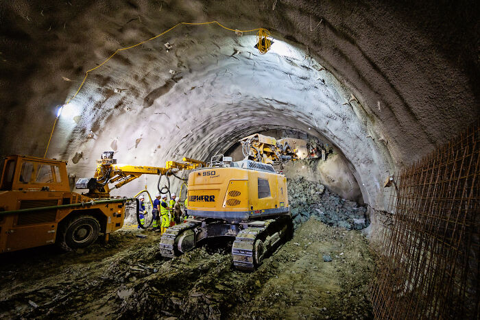 The Hidden Beauty Of Industry: My View Inside The Machines That Move Our World (9 Pics)