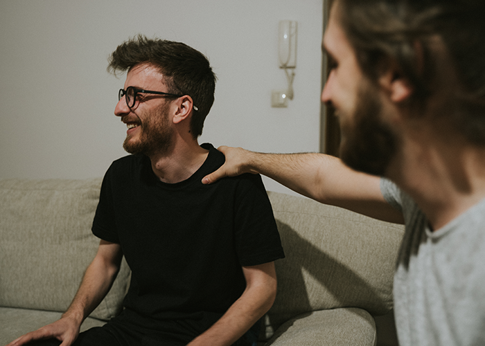 Woman Dumps Boyfriend After Her Friends’ Halloween Costumes Uncover His True Colors 