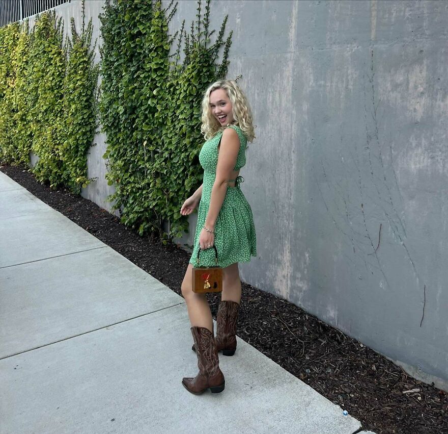 Meet The Women Who Turned “Trad Wife” Movement Into The Internet’s Hottest Debate Meet The Women Who Turned “Trad Wife” Movement Into The Internet’s Hottest Debate