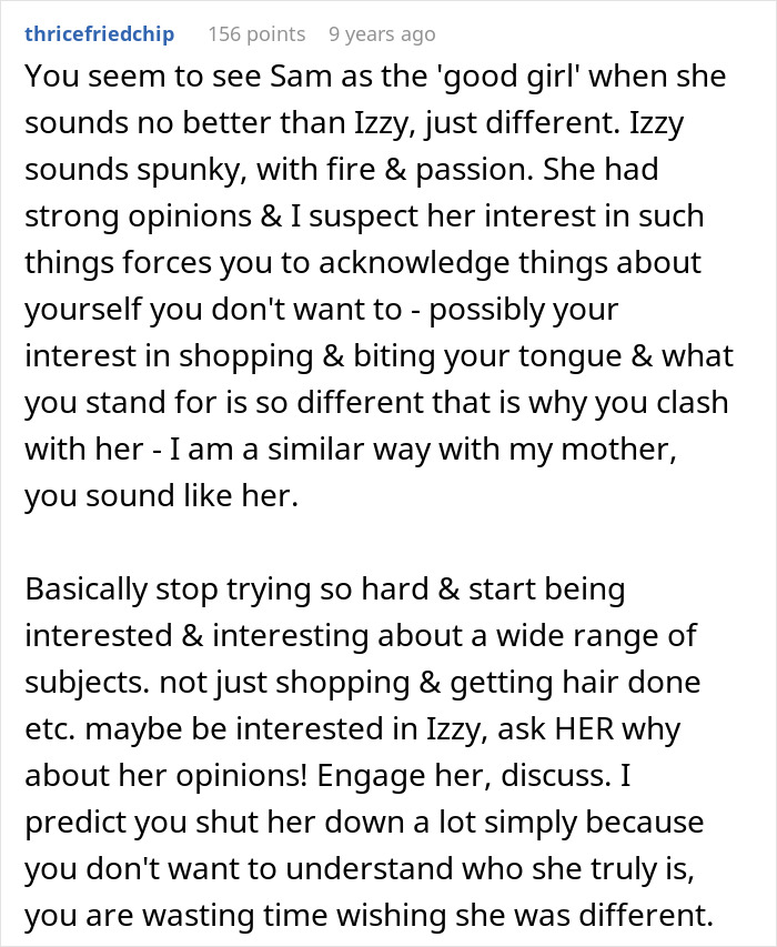 Alt text: User comment discussing a mom admitting she likes one daughter more and struggles to hide favoritism between daughters. Alt text: User comment discussing a mom admitting she likes one daughter more and struggles to hide favoritism between daughters.