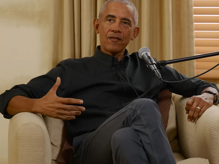 “He’s Awkwardly Suave”: 43 Celebrity Encounters That People Will Hardly Ever Forget