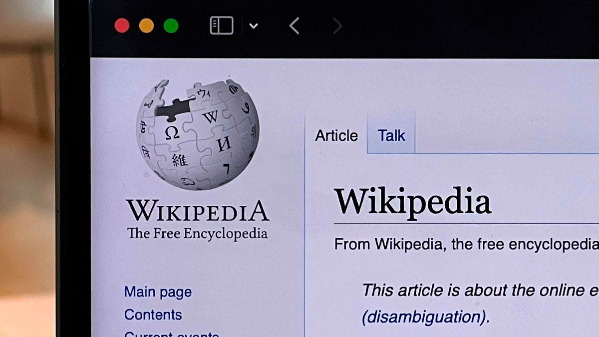 Close-up of a Wikipedia page on a computer screen highlighting disturbing Wikipedia pages and dark online rabbit holes.