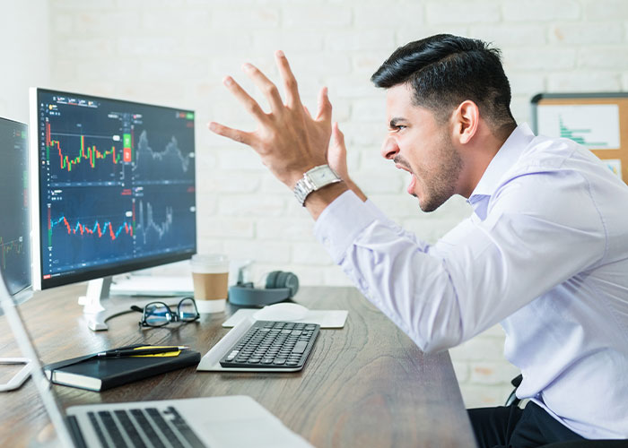 40 People Who Tore Their Own Lives Apart With Bad Choices, Not Substances