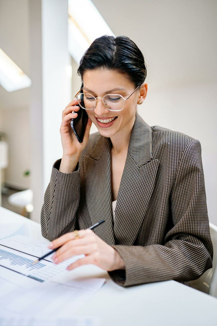 41 Times People Were Horribly Shocked After Learning Who Their Spouse Truly Was