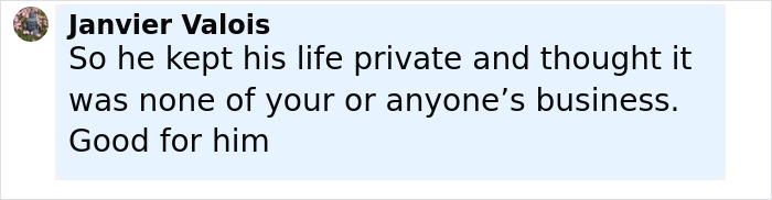 User comment by Janvier Valois discussing privacy, in a simple text box on a light background. User comment by Janvier Valois discussing privacy, in a simple text box on a light background.