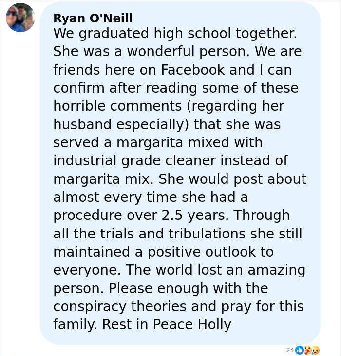 Alt text: Facebook comment revealing mom’s tragic death after restaurant’s deadly drink mistake involving industrial cleaner.