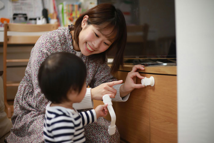 Family Drama Ensues As Lady Demands Sibling Childproof Home For Her Son, Furious When Told No