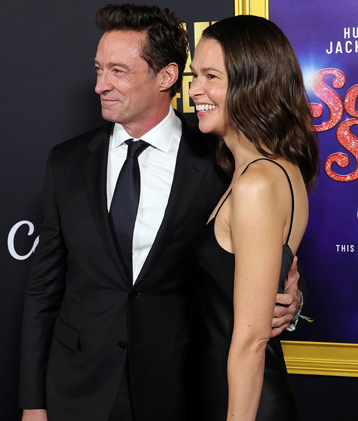 "She's Subservient": Body Language Experts Decode Hugh Jackman And Sutton Foster's Behavior "She's Subservient": Body Language Experts Decode Hugh Jackman And Sutton Foster's Behavior