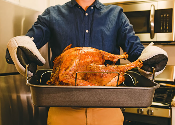 People Are Sharing The Things That Ruined Their Thanksgiving, And These 44 Are Wild