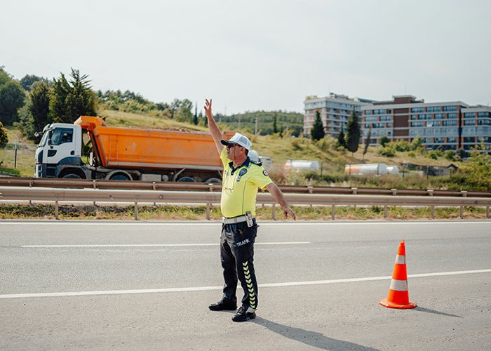 “He Lost His Leg”: 44 Instant Karma Moments Where People Got Exactly What They Deserved