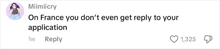 Comment on a job interview experience in Korea, expressing frustration about lack of application replies. Comment on a job interview experience in Korea, expressing frustration about lack of application replies.