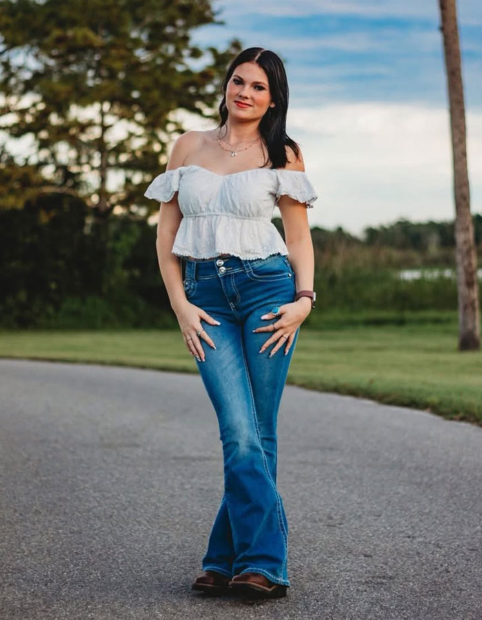 Mom Of Teen Victim Questions Bizarre Sleeping Arrangement With Stepbrother Now Eyed In Cruise Tragedy Mom Of Teen Victim Questions Bizarre Sleeping Arrangement With Stepbrother Now Eyed In Cruise Tragedy