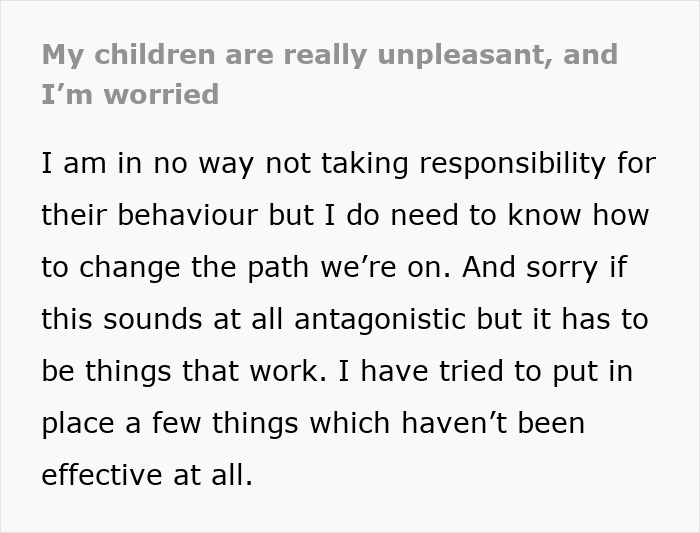 Text post about a mom worried how her kids act, seeking advice on what to do after they started to spit.