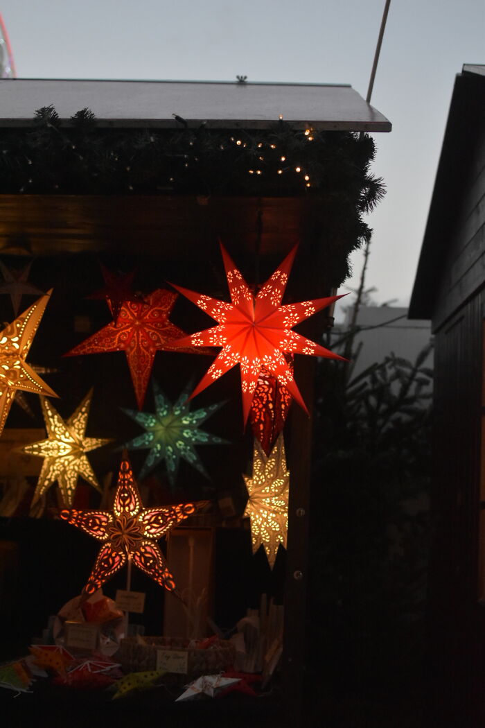 Worth It: Edinburgh Christmas Market, Scotland Worth It: Edinburgh Christmas Market, Scotland