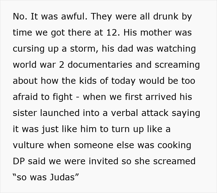 Text excerpt describing a wild family Christmas with screaming matches and alcohol-fueled fights among relatives. Text excerpt describing a wild family Christmas with screaming matches and alcohol-fueled fights among relatives.