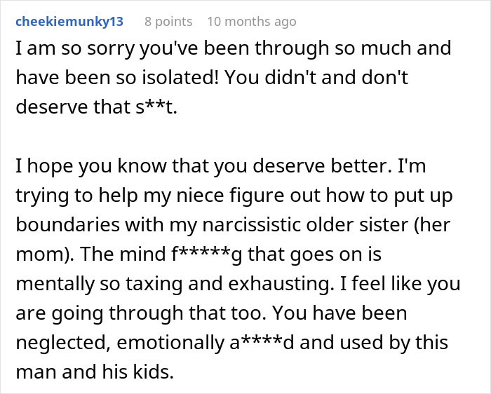 Woman Buys Expensive Gifts For BF’s Kids, Is Told She Can’t Spend Christmas With Them