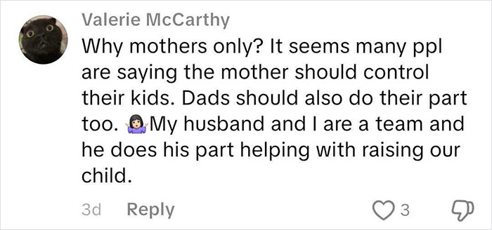 Screenshot of a comment discussing parents' roles in controlling kids, related to frequent traveler flight experience issues. Screenshot of a comment discussing parents' roles in controlling kids, related to frequent traveler flight experience issues.
