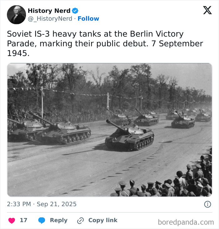 Soviet IS-3 heavy tanks in Berlin Victory Parade 1945, a rare and powerful photo exploring history from our past.