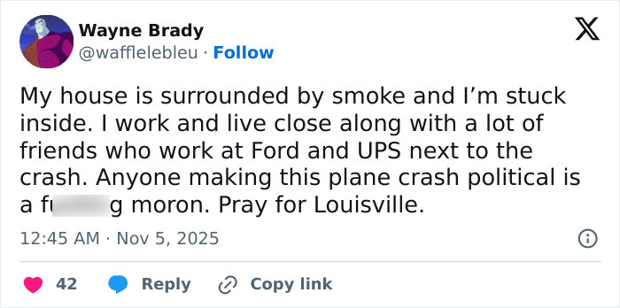 Tweet from Wayne Brady describing being stuck inside his smoke-surrounded house near terrifying UPS plane crash with multiple casualties. Tweet from Wayne Brady describing being stuck inside his smoke-surrounded house near terrifying UPS plane crash with multiple casualties.