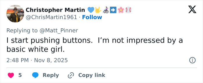 Screenshot of a tweet humorously commenting on the Sydney Sweeney elevator tweet sparking hilarious memes online. Screenshot of a tweet humorously commenting on the Sydney Sweeney elevator tweet sparking hilarious memes online.