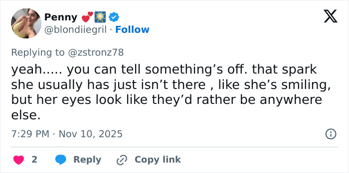 Tweet discussing concern over Jenna Ortega’s behavior and the silence in her eyes at Wednesday cast event. Tweet discussing concern over Jenna Ortega’s behavior and the silence in her eyes at Wednesday cast event.