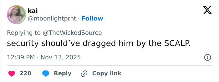 Twitter user replying to fan who attacked Ariana Grande at premiere, calling for security action and expressing backlash. Twitter user replying to fan who attacked Ariana Grande at premiere, calling for security action and expressing backlash.