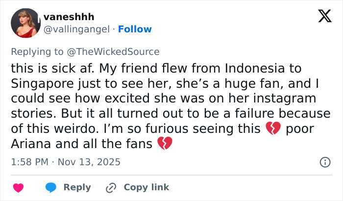 ALT text: Social media reaction to fan who attacked Ariana Grande at premiere causing backlash online and disappointment among fans. ALT text: Social media reaction to fan who attacked Ariana Grande at premiere causing backlash online and disappointment among fans.