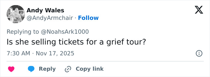 Screenshot of a tweet questioning acting gestures with reference to grief, sparking wild conspiracy theories online. Screenshot of a tweet questioning acting gestures with reference to grief, sparking wild conspiracy theories online.