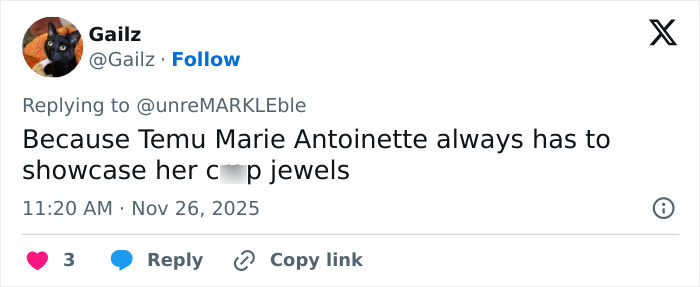 Screenshot of a Twitter reply mocking Meghan Markle related to a Thanksgiving turkey faux pas controversy.