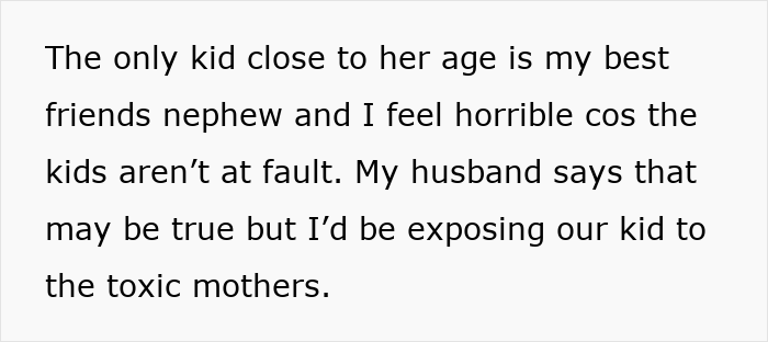 Preschool Moms Judge Busy Lady For Not Dropping Her Kid Off, She Ends Up Embarrassing One Of Them