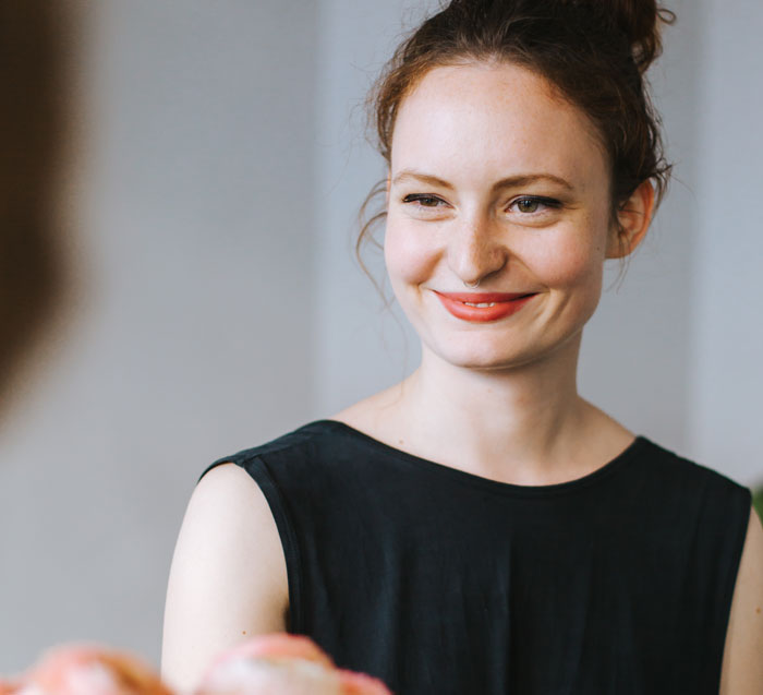 “Always Play Along”: 40 Women Reveal The Strict Rules Of Girl Code That They’ll Never Break 