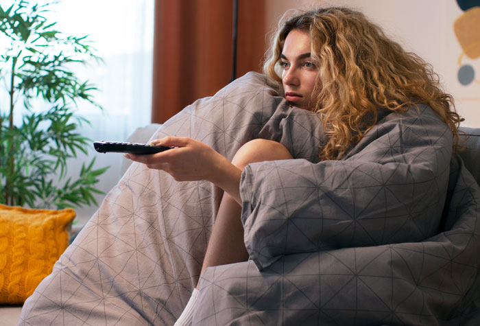 Woman Makes SIL Cry With A Reality Check: “Being A Stay-At-Home Mom Doesn’t Mean Being A Stay-In-Bed Mom” Woman Makes SIL Cry With A Reality Check: “Being A Stay-At-Home Mom Doesn’t Mean Being A Stay-In-Bed Mom”