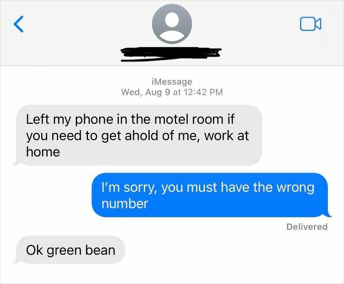 Text exchange showing a funny wrong number message about a lost phone and a humorous reply.