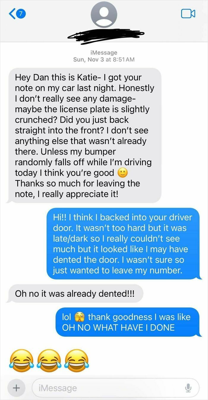 Text conversation showing strangers kindly clarifying a minor car dent, restoring faith in humanity moments.