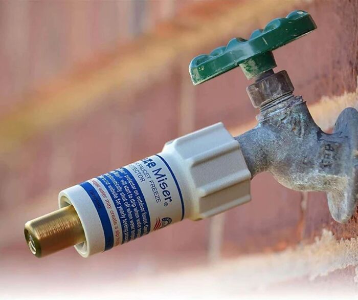Playing The Very High-Stakes Game Of "Will My Pipes Burst This Winter?" Is A Lot Less Fun Than Just Installing A Freeze Miser Outdoor Faucet & Spigot Freeze Protection 