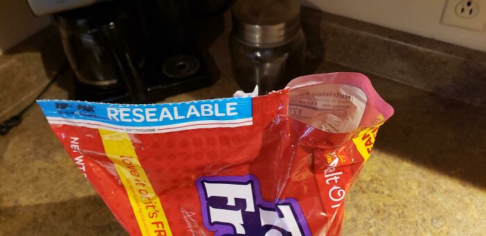 Partially opened resealable bag left unsealed on kitchen counter, frustrating family members venting online about careless habits.
