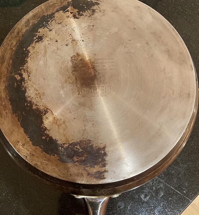  The Ghost Of Last Tuesday's Burnt Dinner Is Finally Getting Evicted From Your Cookware With Some Help From These Nano Emery Sponges 