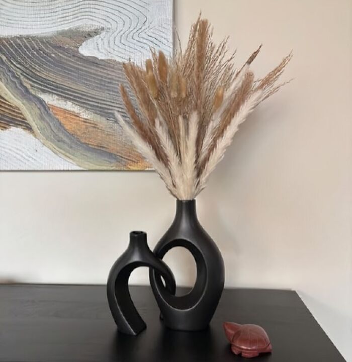 Your Home's Fall Aesthetic Is About To Have Its Main Character Moment With A Little Help From Some Dried Pampas Grass 