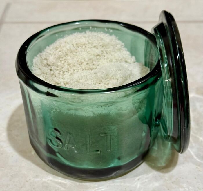  You'll Feel Like The Main Character Of Your Own Cooking Show Every Time You Season Your Food With A Glass Salt Pinch Pot 