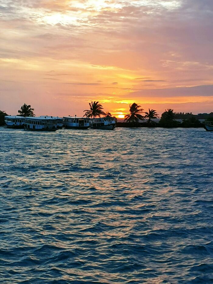 Baa Atoll In 4 photos: Sunsets, Villas, And Coral Reefs Baa Atoll In 4 photos: Sunsets, Villas, And Coral Reefs