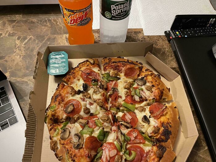 47 Loopholes That Were So Good People Just Needed To Exploit Them Until They Were Found Out