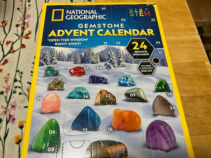 National Geographic gemstone advent calendar with 24 specimens and a STEM dig kit for Christmas countdown fun.